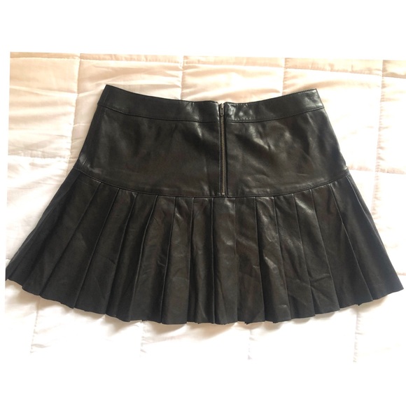 🔥SKAIST TAYLOR🔥100% Lamb Leather Skirt - Picture 4 of 6